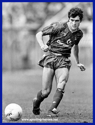 Tony Dorigo - Chelsea FC - Brief biography of his career at Chelsea.