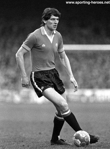 Nikola Jovanovic - Manchester United - Biography of his football career at Man Utd.