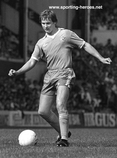 Gerard Keegan - Manchester City - Biography & league appearances.