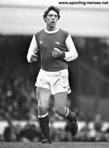 Paul Vaessen - Arsenal FC - Football career.