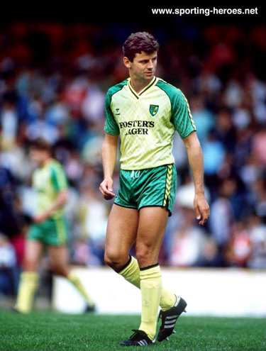 Wayne Biggins - Norwich City FC - League appearances.