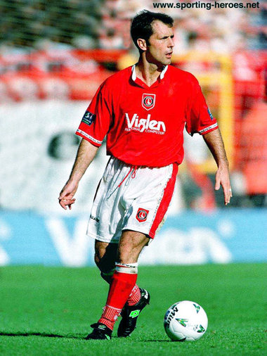 Mark Bowen - Charlton Athletic - League appearances.