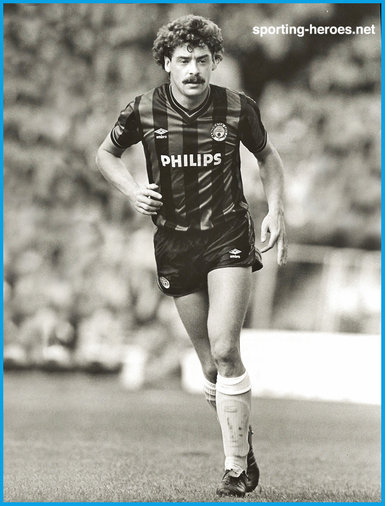 Kenny Clements - Manchester City - League Appearances.