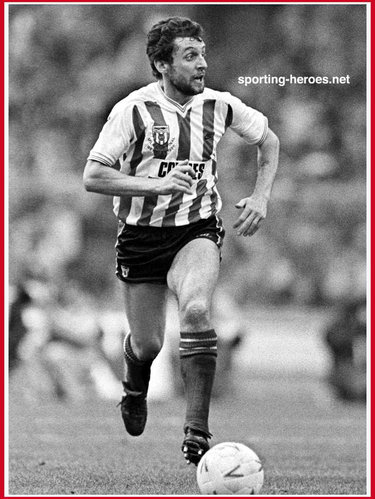 Peter W. DANIEL - Sunderland FC - League appearances.
