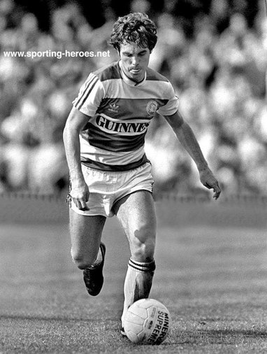 Ian Dawes - Queens Park Rangers - League appearances.