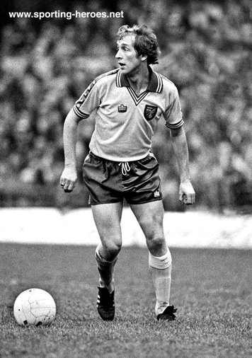 Greg Downs - Norwich City FC - League appearances.