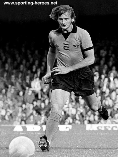 Steve Kindon - Wolverhampton Wanderers - League apperances.