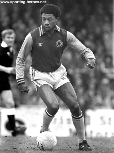 Ivor Linton - Aston Villa  - League appearances for Villa.