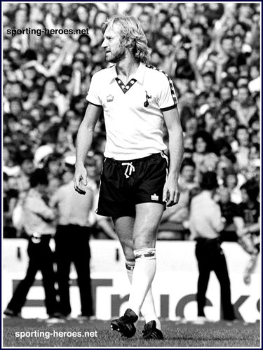 Ian Moores - Tottenham Hotspur - League appearances.
