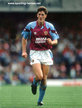 Ian OLNEY - Aston Villa  - League appearances.