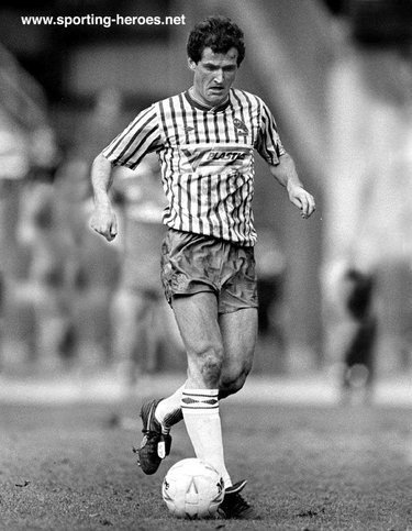 Mark Proctor - Sheffield Wednesday - League appearances.