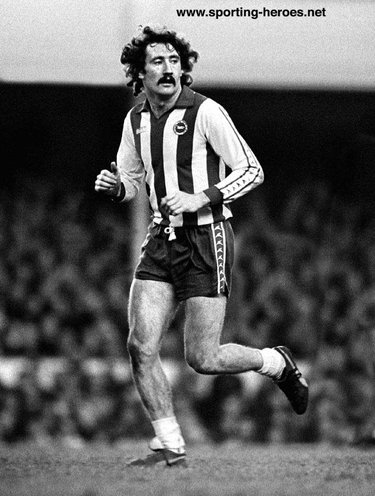 Gerry Ryan - Brighton & Hove Albion - League appearances.