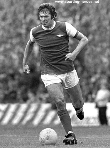 Peter Simpson - Arsenal FC - League appearances.
