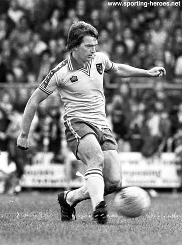 Colin Suggett - Norwich City FC - League appearances for The Canaries.