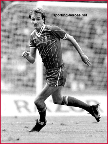Phil Thompson - Liverpool FC - League appearances.