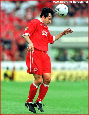 Tzanko Tzvetanov - League appearances.