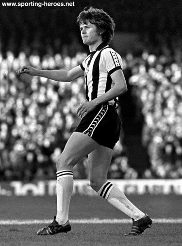 Nigel S. WALKER - Newcastle United - League appearances.