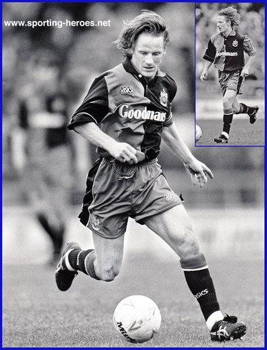 Paul Walsh - Portsmouth FC - League appearances.