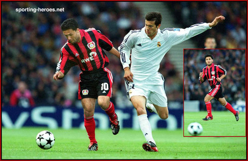 Yildiray Basturk - Bayer Leverkusen - UEFA Champions League Finale 2002