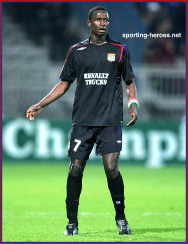 Mahamadou Diarra - Olympique Lyonnais - UEFA Champions League 2005/06