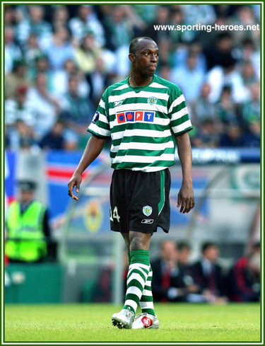 Joseph Enakarhire - Sporting Clube De Portugal - Final Taça UEFA 2005