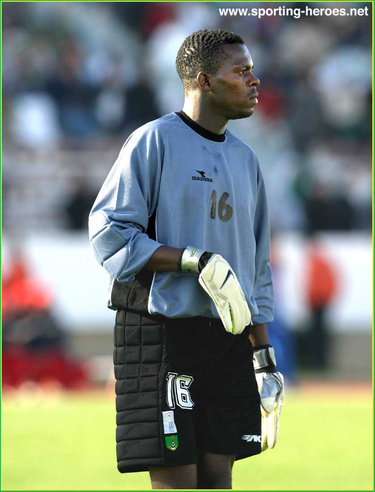 Tapuwa Kapini - Zimbabwe - African Cup of Nations 2004