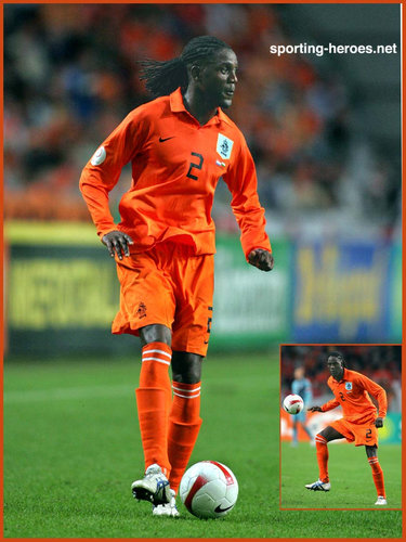 Mario Melchiot - Nederland - UEFA EK 2008 Kwalificatie