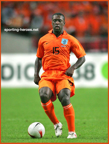 Clarence Seedorf - Nederland - Kwalificatie UEFA EK 2008 European Championships.