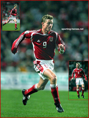 Jon Dahl Tomasson - Denmark - FIFA VM-slutrunde 2006 kvalifikation