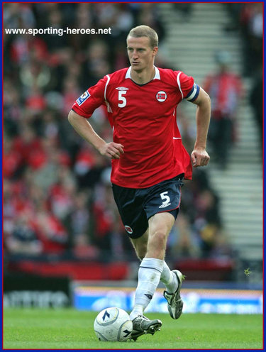 Brede Hangeland - Norway footballer - FIFA Verden Kopp 2010 kvalifikasjon