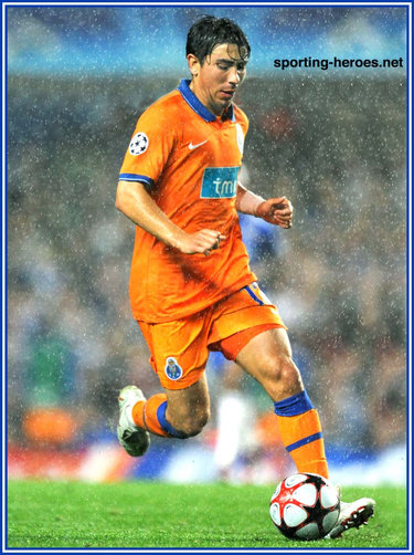 Jorge Fucile - Porto - UEFA Liga dos Campeões 2009/10
