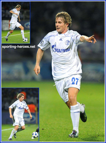 Ciprian Deac - Schalke - UEFA Champions League 2010/11