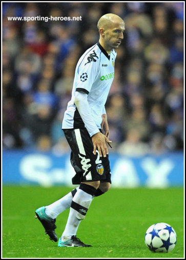 Bruno Saltor - Valencia - UEFA Champions League 2010/11