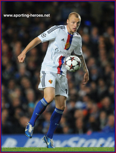 Ivan IVANOV - Basel 1893 FC - 2013/14 Champions League matches.