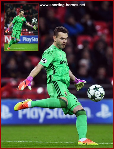 Igor Akinfeev - CSKA Moscow - 2016/17 Champions League.