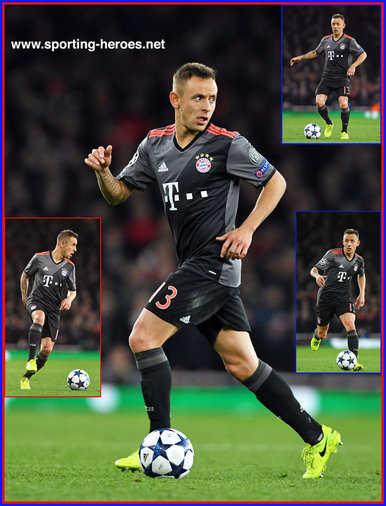 RAFINHA (1985) - Bayern Munchen - 2016/17 Champions League. Knock out games.