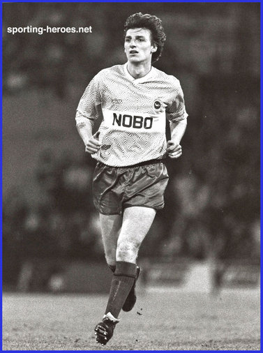Colin Pates - Brighton & Hove Albion - League appearances
