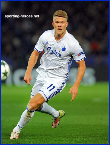 Andreas CORNELIUS - Copenhagan - 2016/17 Champions League.