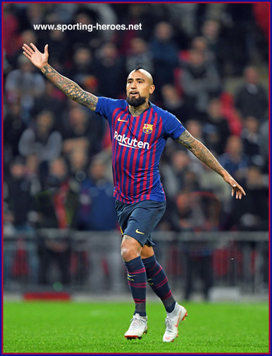 Arturo Vidal - Barcelona - 2018/19 Champions League.