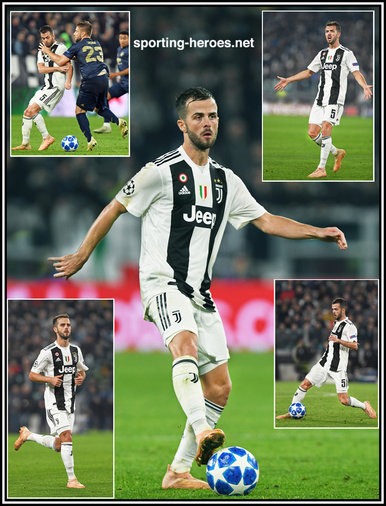 Miralem Pjanic - Juventus - 2018/2019 Champions League