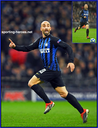 Borja Valero - Inter Milan (Internazionale) - 2018/2019 Champions League