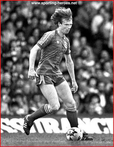 Alex McLeish - Aberdeen - League appearances.