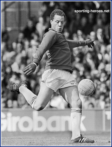 Derek RICHARDSON - Queens Park Rangers - League appearances.