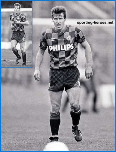 Paul MOULDEN - Manchester City - League appearances.