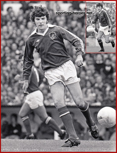 Peter Cormack - Bristol City FC - League appearances.