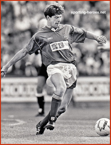 Tom JONES - Swindon Town - League appearances.
