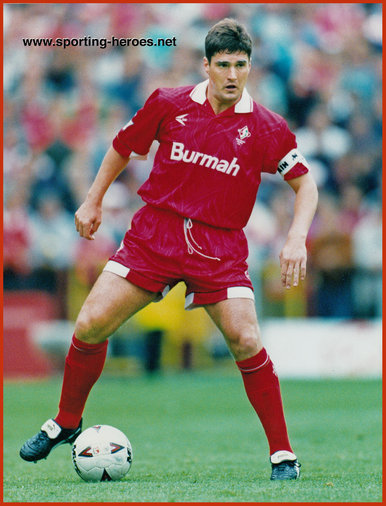 Ross MacLaren - Swindon Town - League appearances.