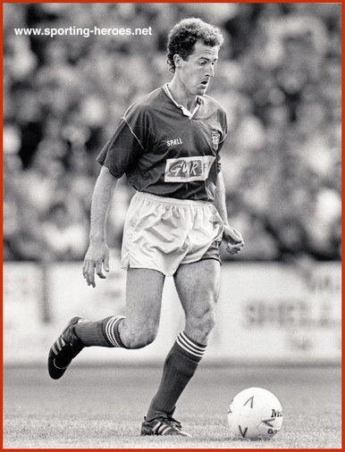 Steve White - Swindon Town - League appearances.