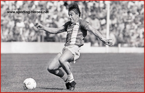 Gwyn THOMAS - Barnsley - League appearances.