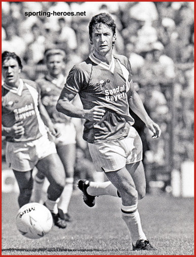 Rodger WYLDE - Barnsley - League appearances.